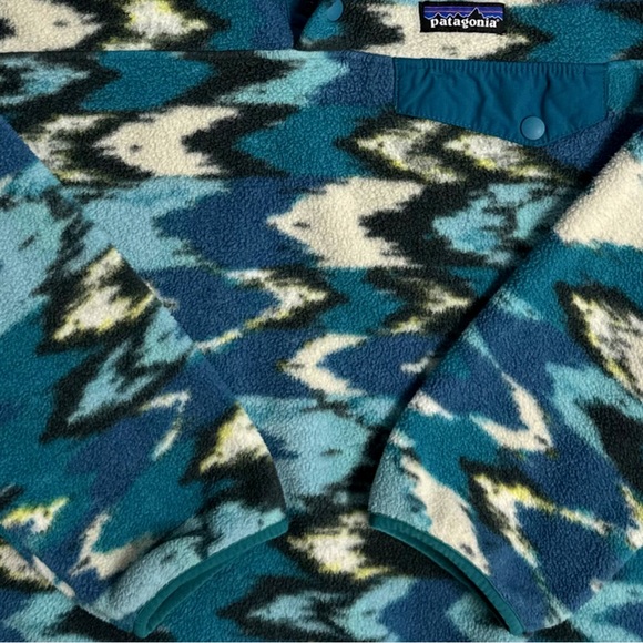 Patagonia Women's Lightweight Synchilla Snap-T Fleece Pullover - Picture 6 of 7